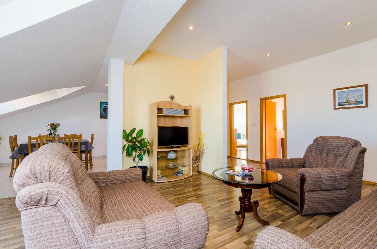 Apartments Zrno ツァヴタット エクステリア 写真