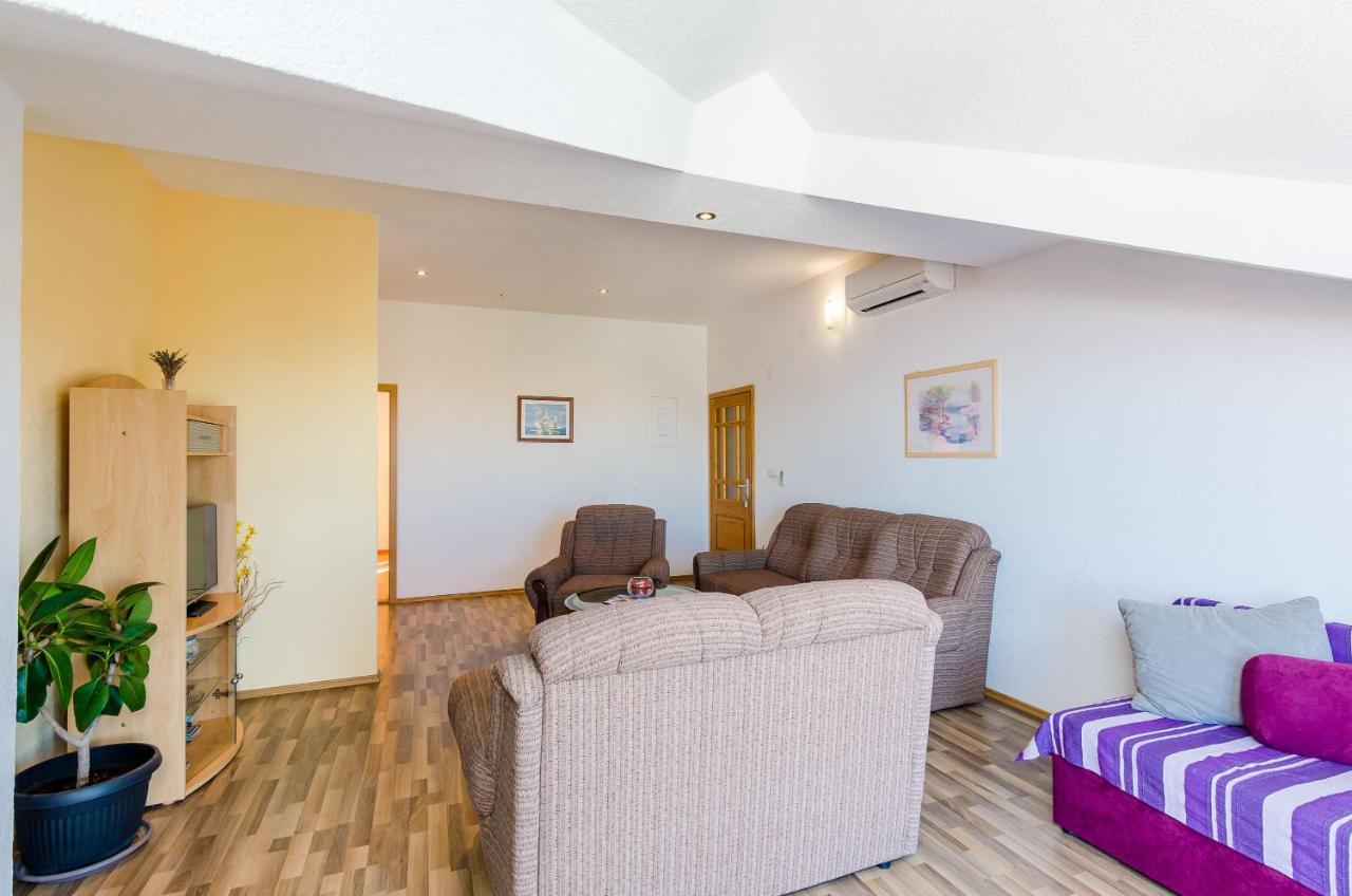 Apartments Zrno ツァヴタット エクステリア 写真